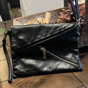 Chic Black Leather Crossbody Bag